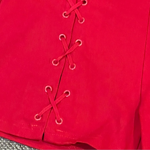 SPIRIT red side lace up shorts XL back zipper stretchy - Picture 3 of 7